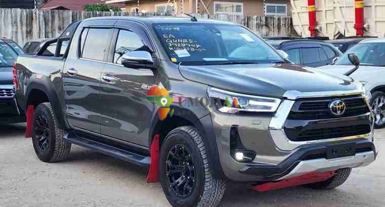 TOYOTA HILUX-GR FOR SALE IN DAR ES SALAAM