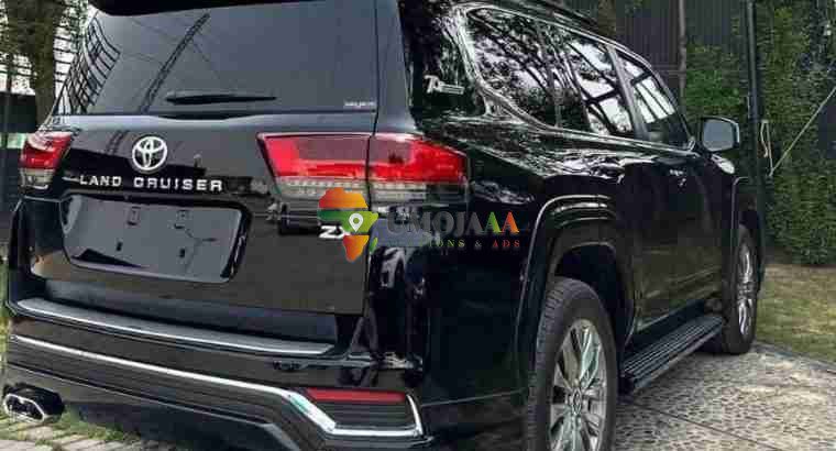 2022 TOYOTA LANDCRUISER ZX À VENDRE À DAR ES SALAAM