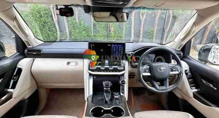 2022 TOYOTA LANDCRUISER ZX À VENDRE À DAR ES SALAAM