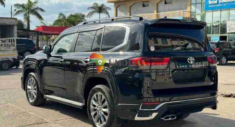 2022 Toyota Landcruiser for sale in Dar es salaam