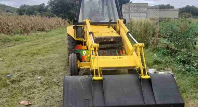JCB TLB Backhoe loader for sale in kitwe, Copperbelt