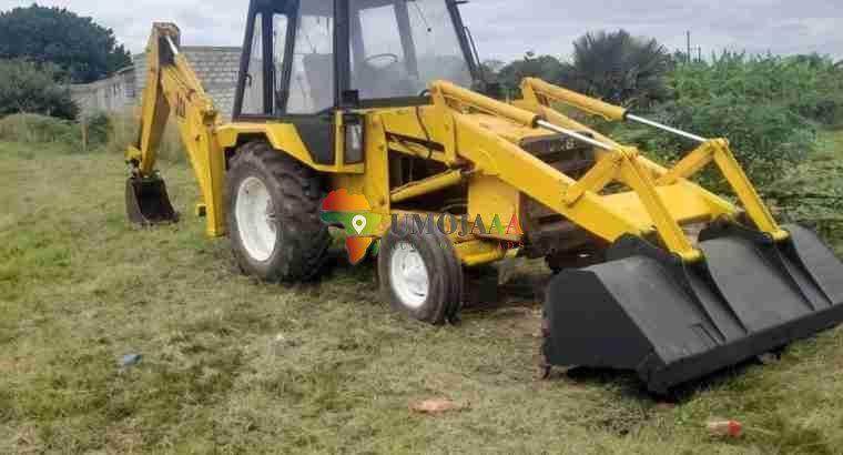 JCB TLB Backhoe loader for sale in kitwe, Copperbelt