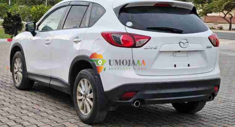 2013 Mazda CX5 inauzwa Dar es salaam