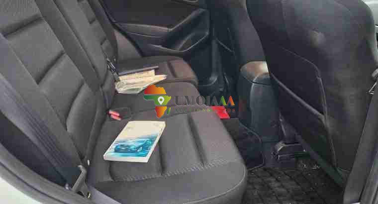 2013 Mazda CX5 inauzwa Dar es salaam