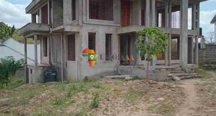 Unfinished House for sale in Kinyerezi, Dar es salaam