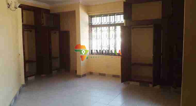 NICE HOUSE OF UNUNIO BEACH IS FOR SALE, DAR ES SALAAM