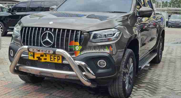 2020 Mercedes Benz X-Class inauzwa Dar es salaam