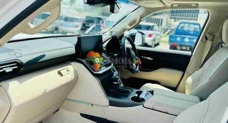 TOYOTA LAND CRUISER FOR SALE IN DAR ES SALAAM