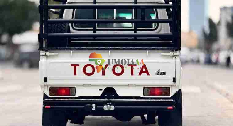 2014 TOYOTA LANDCRUISER INAUZWA JIJINI DAR ES SALAAM