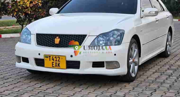 2006 CROWN ATHLETE EAK FOR SALE DAR ES SALAAM