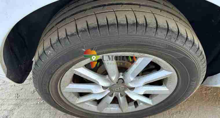 AUDI Q3 2015 à vendre à Dar es Salaam