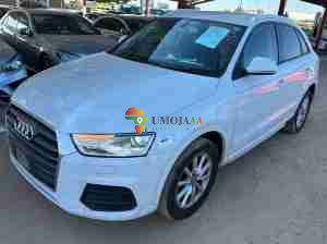 AUDI Q3 2015 à vendre à Dar es Salaam