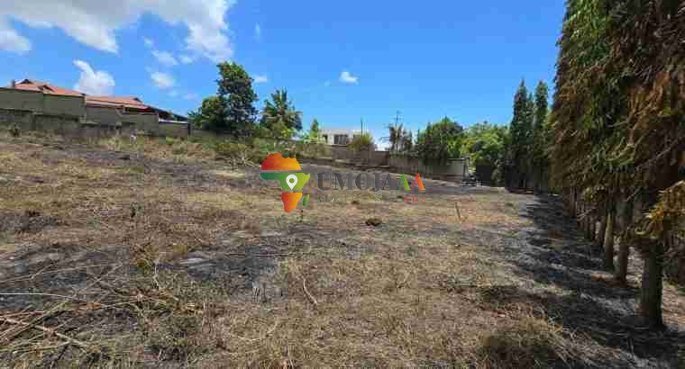 A BIG PLOT FOR SALE IN DAR ES SALAAM