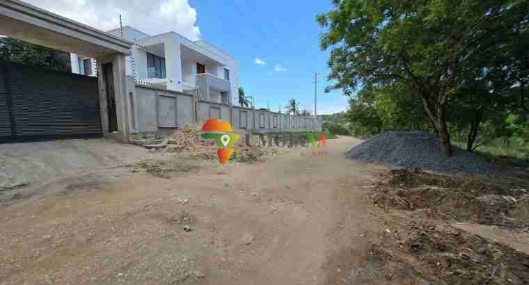 A BIG PLOT FOR SALE IN DAR ES SALAAM