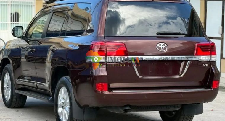 TOYOTA LANDCRUISER 200 SERIES FOR SALE IN DAR ES SALAAM