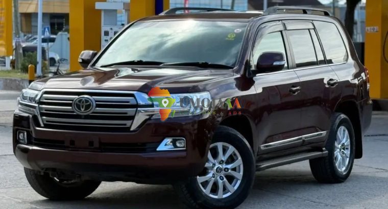 TOYOTA LANDCRUISER 200 SERIES FOR SALE IN DAR ES SALAAM