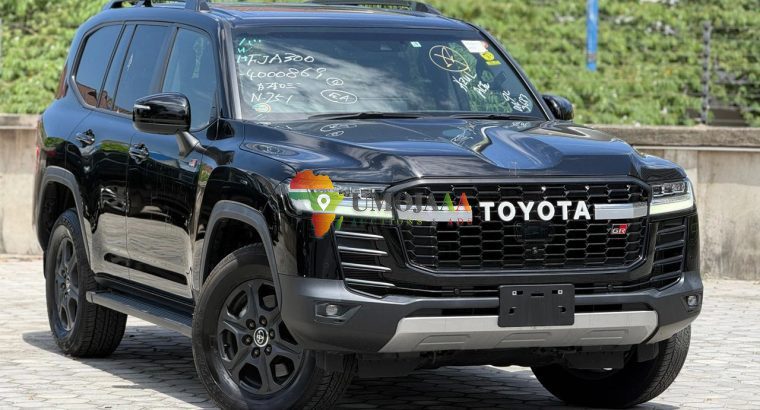Toyota Landcruiser GR Sport for sale in Dar es salaam