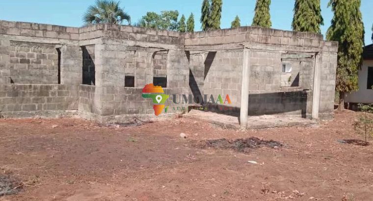 Unfinished House for sale in Bunju Beach, Dar es salaam