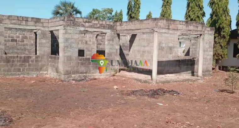 Unfinished House for sale in Bunju Beach, Dar es salaam