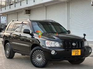 2003 TOYOTA KLUGER INAUZWA DAR ES SALAAM