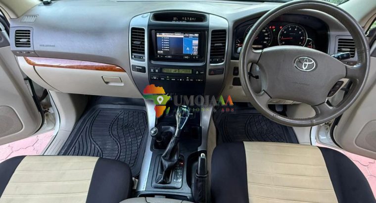 2005 TOYOTA PRADO TX 120 À VENDRE DAR ES SALAAM