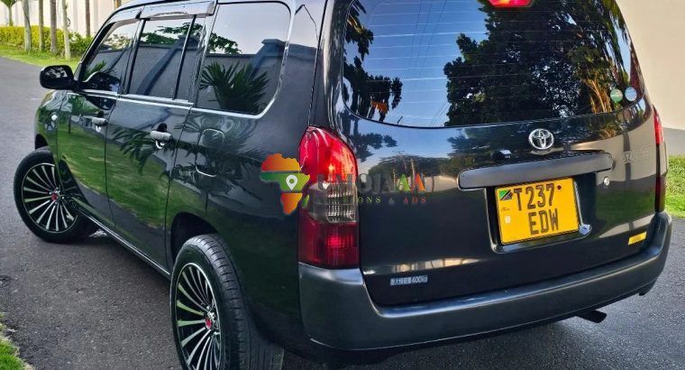 2017 Toyota Succeed Sport inauzwa Dar es salaam