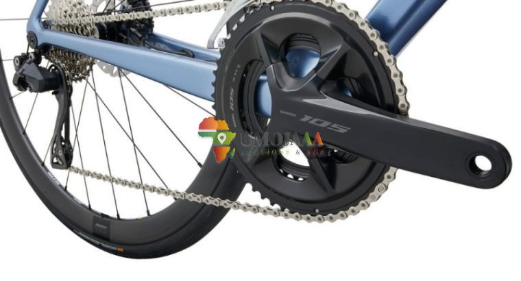 2025 Giant TCR Advanced 0 Di2 Road Bike (CENTRACYCLES)