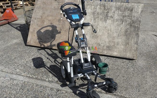 Neuf/occasion : voiturette de golf, Waverunner, motoneiges/jet ski, scooter/A
