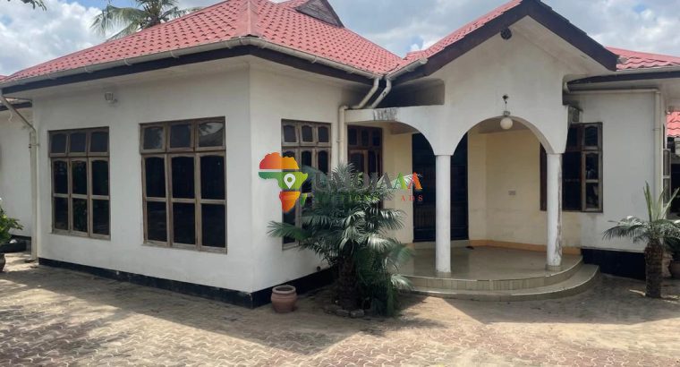 House for sale in Ukonga Stakishari, Dar es salaam: by bank
