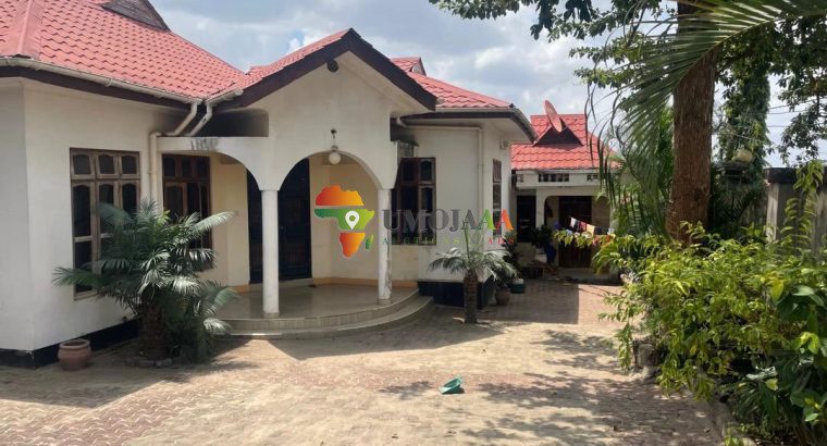 House for sale in Ukonga Stakishari, Dar es salaam: by bank