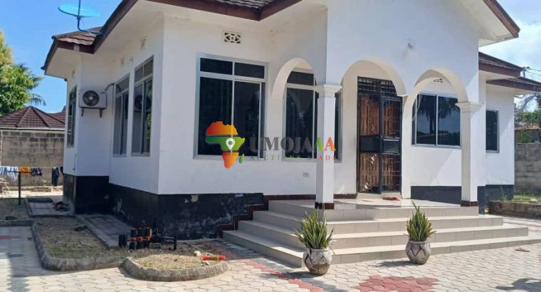 PUBLIC AUCTION: HOUSE FOR SALE MBEZI AFRICANA