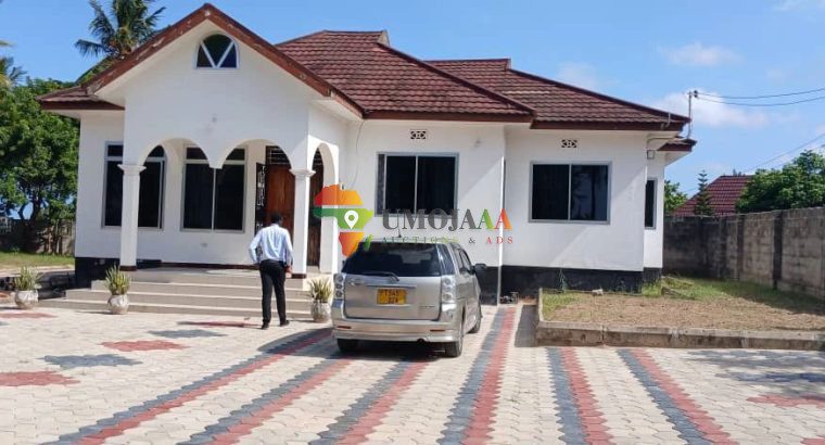 PUBLIC AUCTION: HOUSE FOR SALE MBEZI AFRICANA