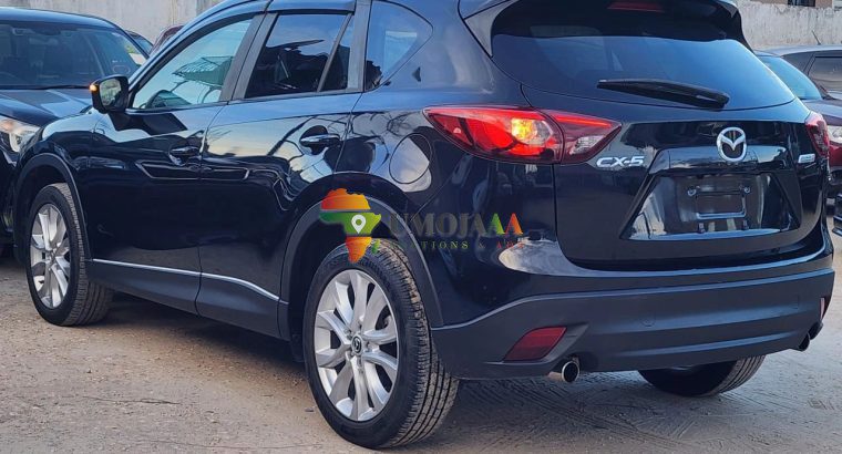 Mazda CX5 2015 à vendre à Dar es Salaam
