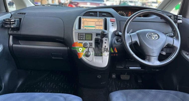 Toyota Ractis 2007 à vendre à Dar es Salaam