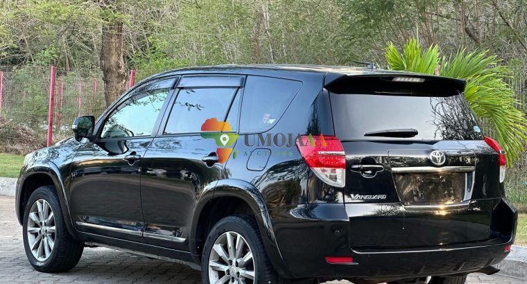 Toyota Vanguard 2012 à vendre à Dar es Salaam