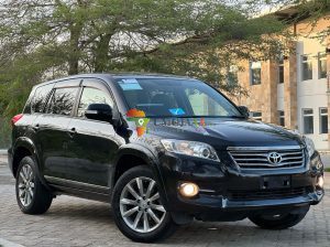 Toyota Vanguard 2012 à vendre à Dar es Salaam