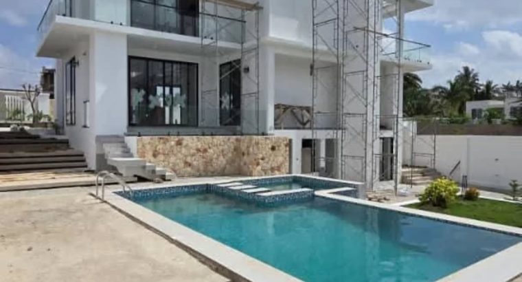4 BHK NEW MANSION FOR SALE AT GOBA PRIME AREA