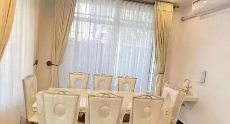 NYUMBA YA 4 BHK INAUZWA MBWENI JKT