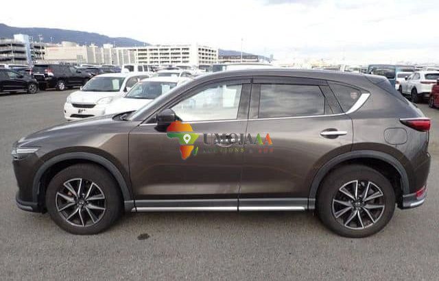 MAZDA CX 2018 À VENDRE À DAR ES SALAAM