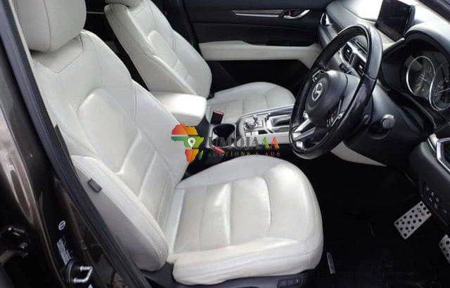 MAZDA CX 2018 À VENDRE À DAR ES SALAAM