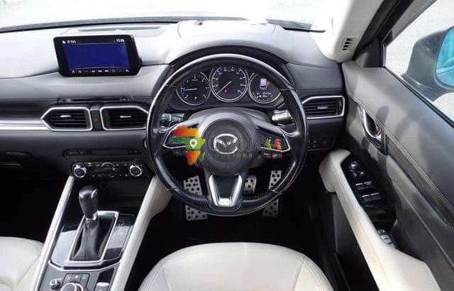 MAZDA CX 2018 À VENDRE À DAR ES SALAAM