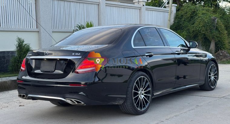 Mercedes CLASSE E 200 2016 à vendre à Dar es Salaam