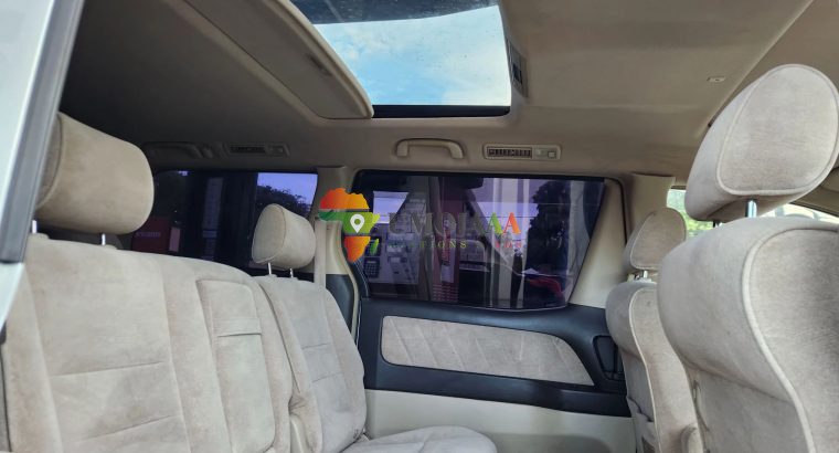 TOYOTA ALPHARD 2004 À VENDRE À DAR ES SALAAM