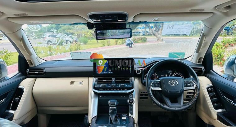 2024 Toyota Landcruiser for sale in Dar es salaam