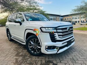 2024 Toyota Landcruiser for sale in Dar es salaam