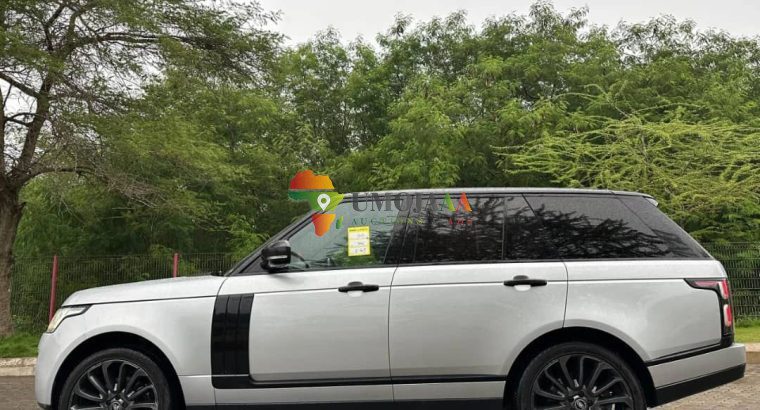 2015 Range Rover Vogue for sale in Dar es salaam