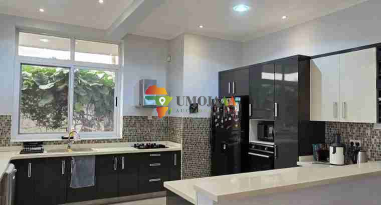 Mansion House for sale in Mikocheni, Dar es salaam