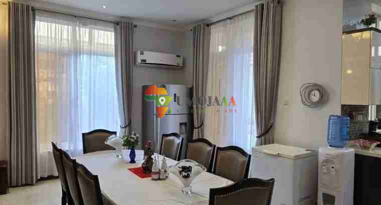 Mansion House for sale in Mikocheni, Dar es salaam