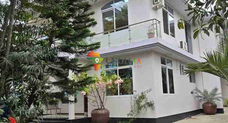 Mansion House for sale in Mikocheni, Dar es salaam