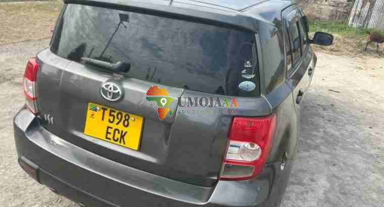 2010 Toyota IST for sale in Dar es salaam